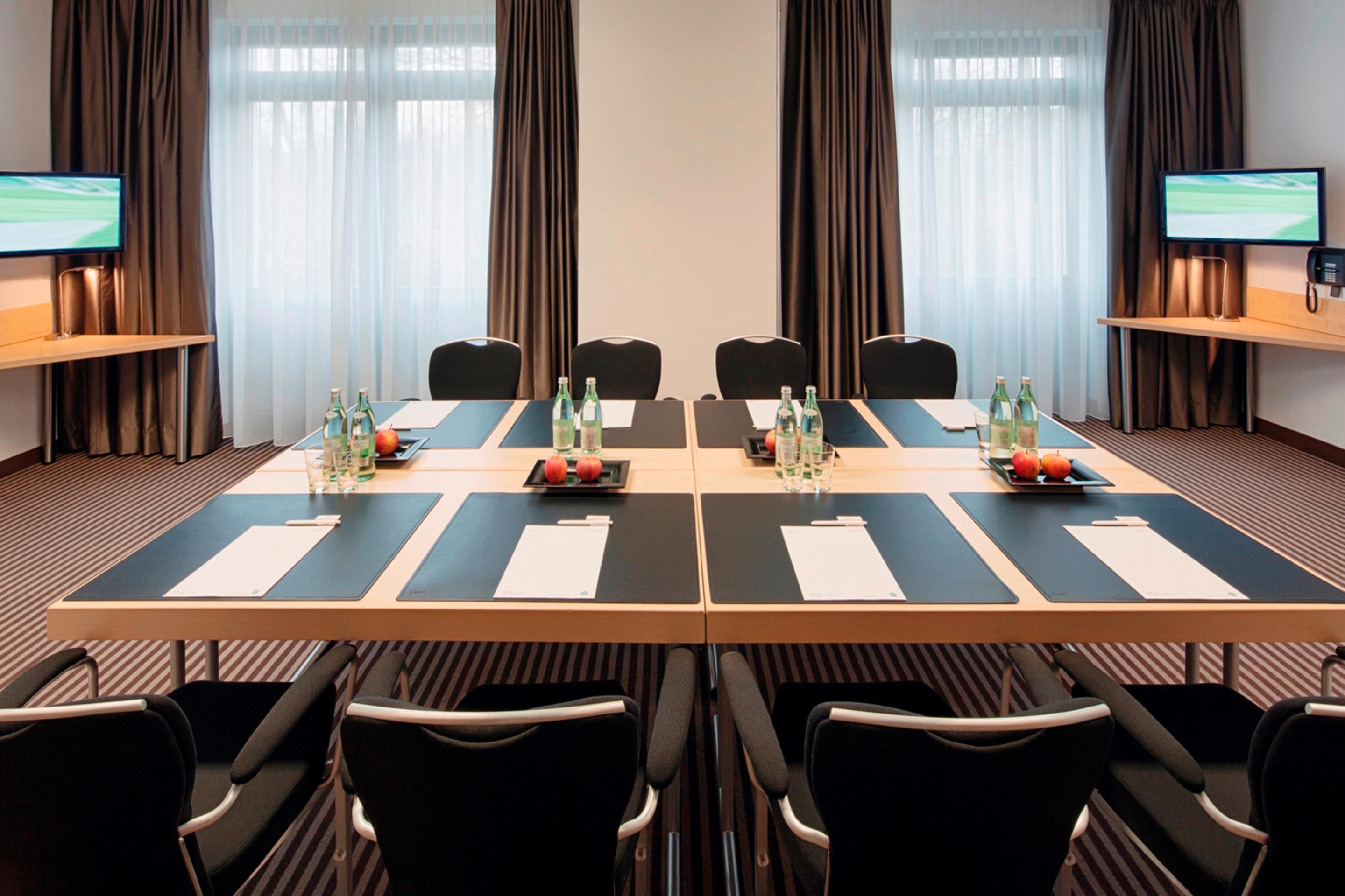 Moevenpick Hotel Muenchen-Airport Hallbergmoos Extérieur photo