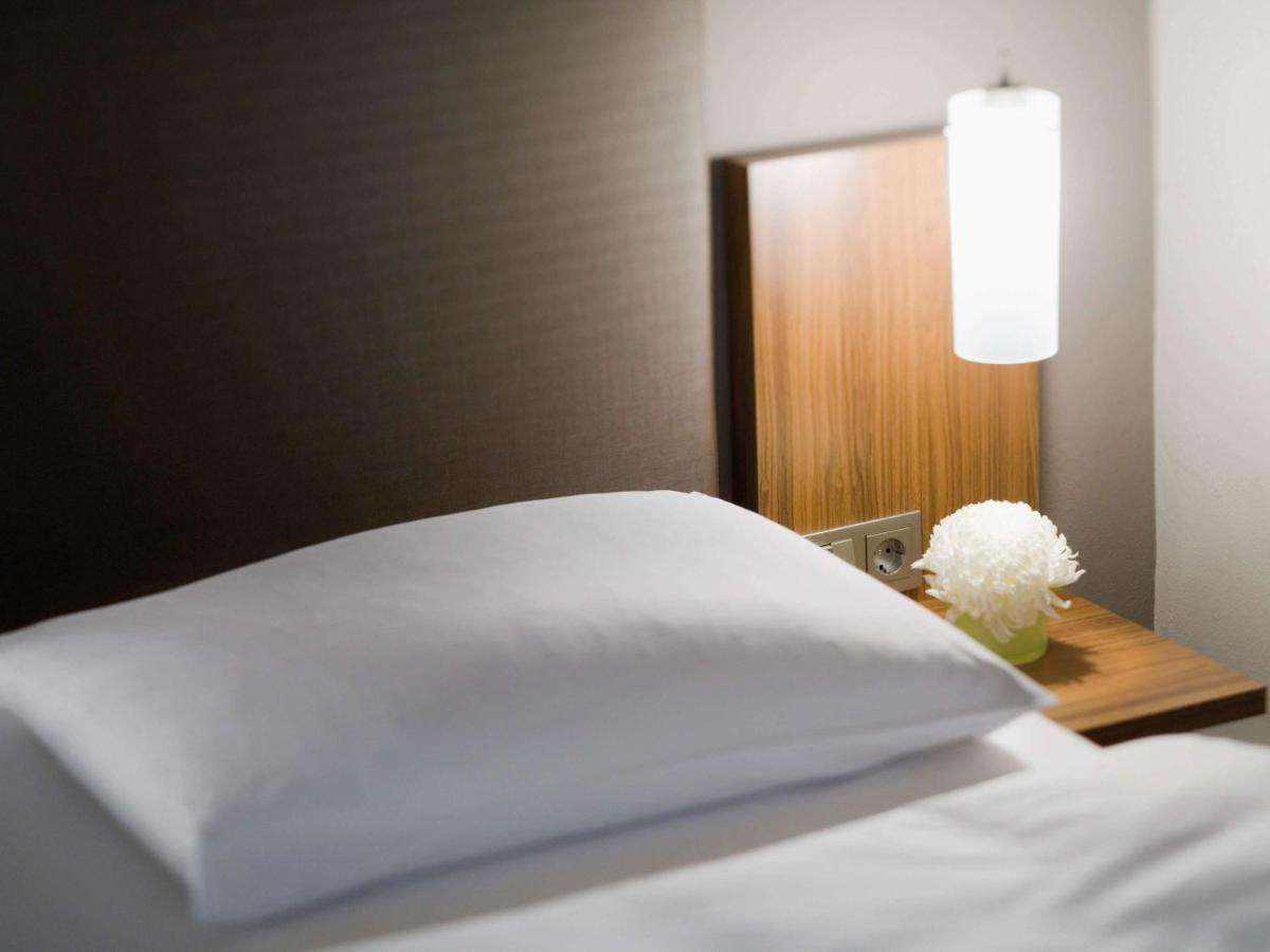 Moevenpick Hotel Muenchen-Airport Hallbergmoos Chambre photo